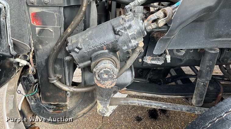 image for item ED2406 2003 International 8600 semi truck