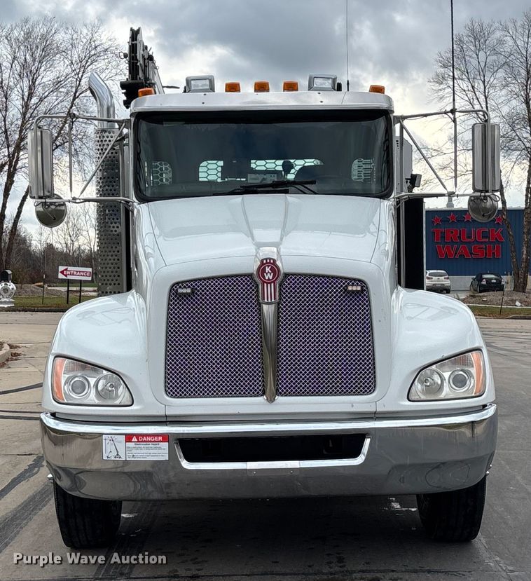image for item ED2415 2020 Kenworth T370 utility / service truck