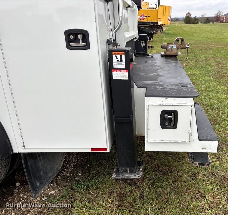 image for item ED2415 2020 Kenworth T370 utility / service truck