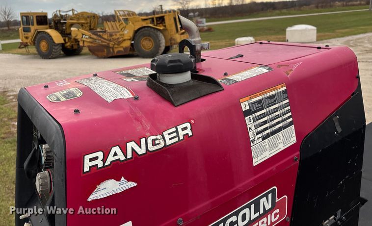 image for item ED2415 2020 Kenworth T370 utility / service truck