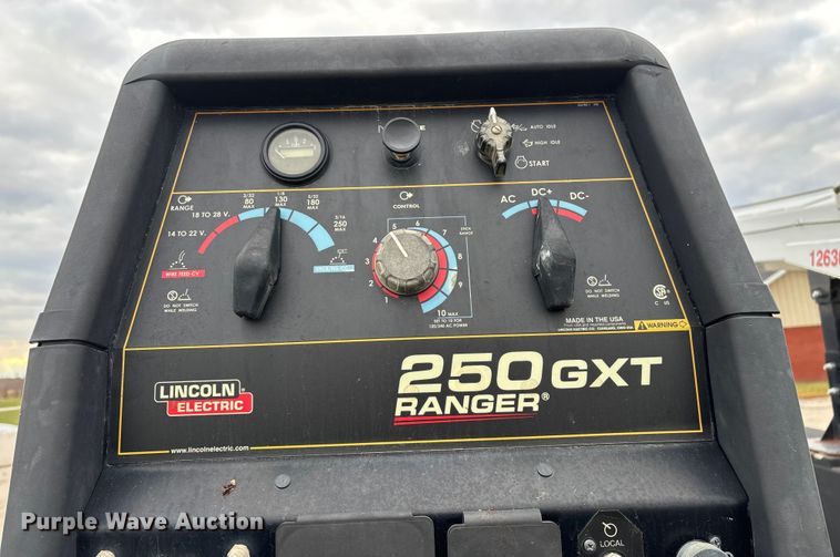 image for item ED2415 2020 Kenworth T370 utility / service truck