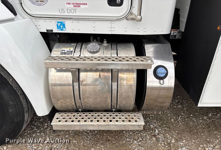 image for item ED2415 2020 Kenworth T370 utility / service truck