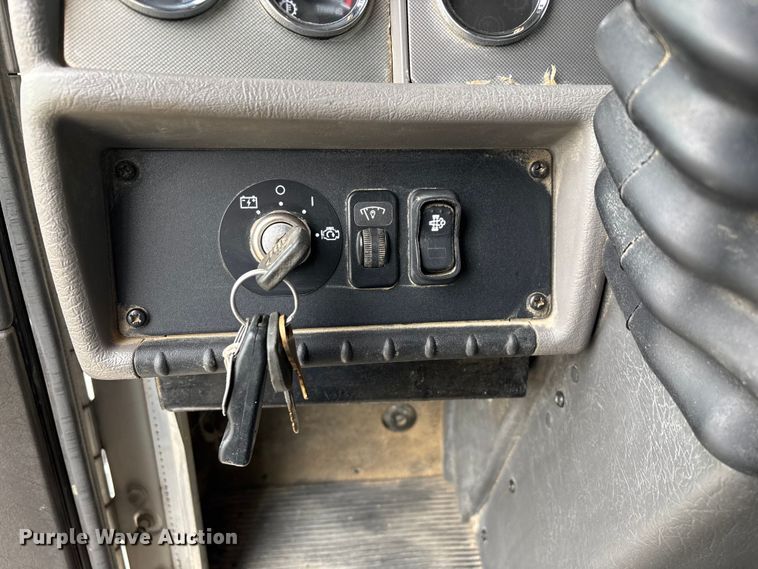 image for item ED2415 2020 Kenworth T370 utility / service truck