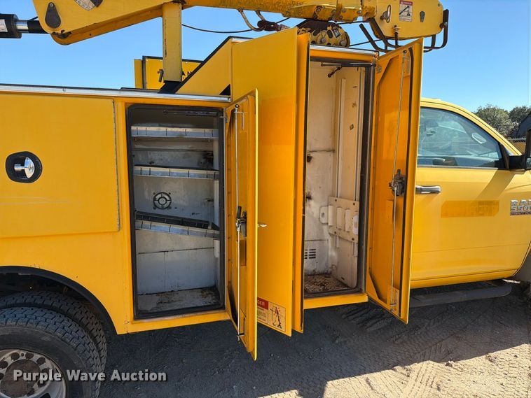 image for item ED4992 2013 RAM 5500 utility / service truck