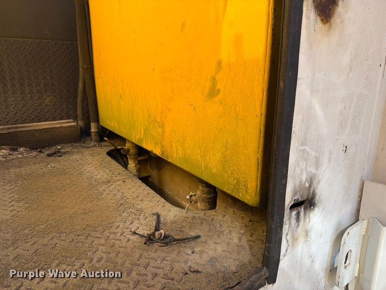 image for item ED4992 2013 RAM 5500 utility / service truck