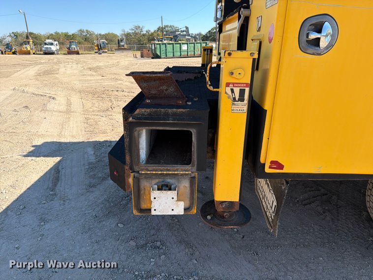 image for item ED4992 2013 RAM 5500 utility / service truck