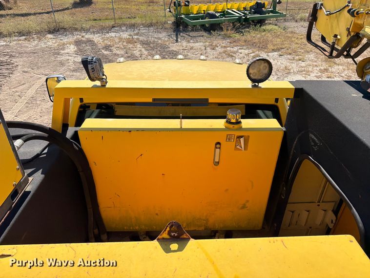 image for item ED4992 2013 RAM 5500 utility / service truck