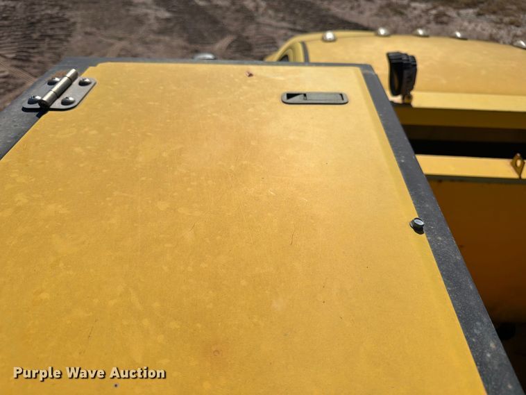 image for item ED4992 2013 RAM 5500 utility / service truck