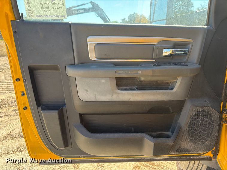 image for item ED4992 2013 RAM 5500 utility / service truck