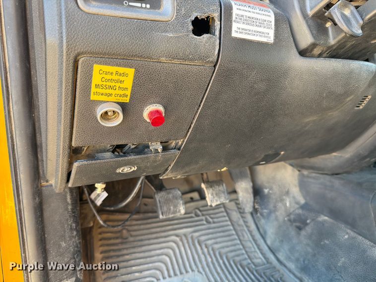 image for item ED4992 2013 RAM 5500 utility / service truck