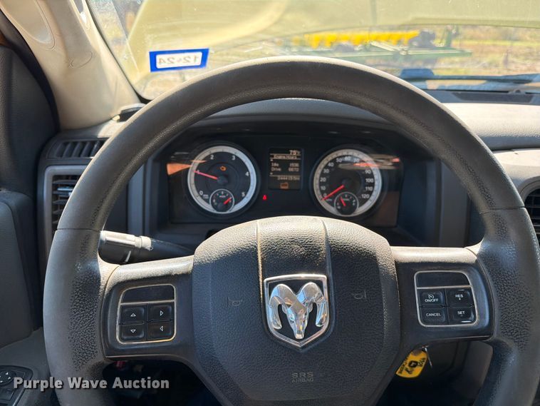 image for item ED4992 2013 RAM 5500 utility / service truck