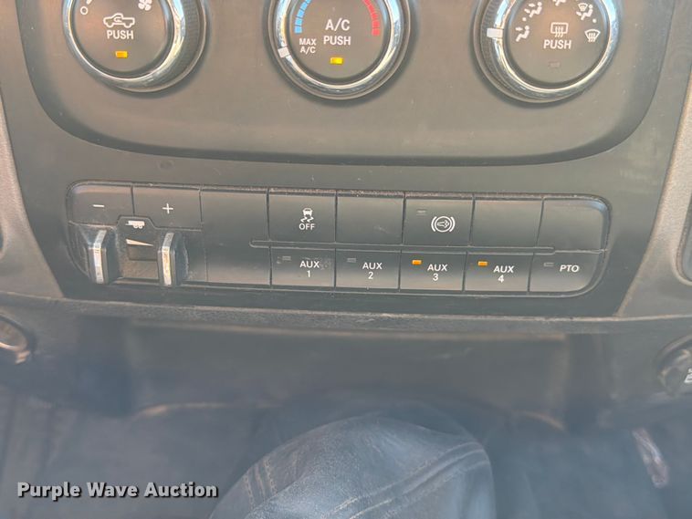 image for item ED4992 2013 RAM 5500 utility / service truck