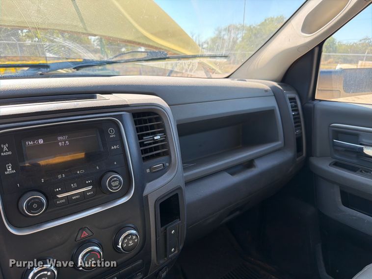 image for item ED4992 2013 RAM 5500 utility / service truck