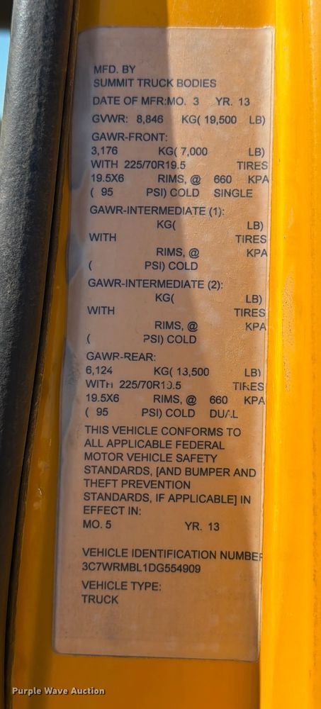 image for item ED4992 2013 RAM 5500 utility / service truck