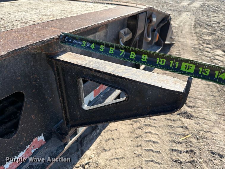 image for item ED4993 2013 Trail King TK110HDG lowboy equipment trailer