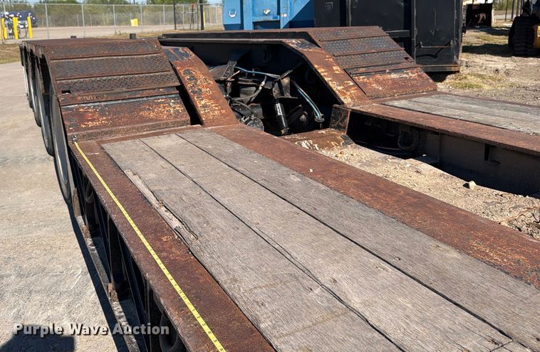 image for item ED4993 2013 Trail King TK110HDG lowboy equipment trailer