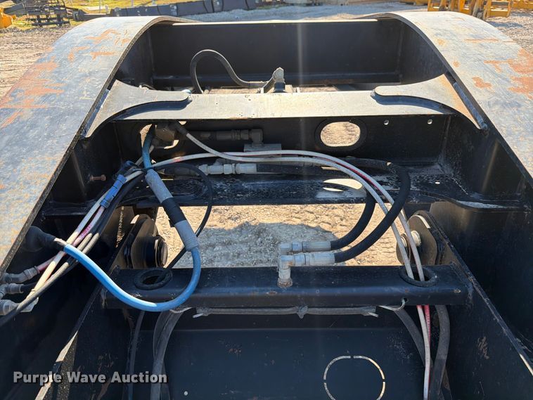 image for item ED4993 2013 Trail King TK110HDG lowboy equipment trailer