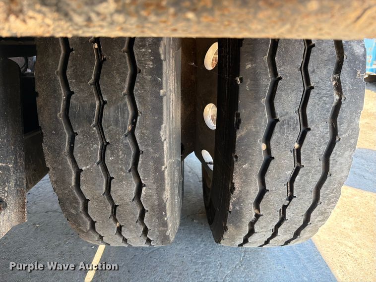 image for item ED4993 2013 Trail King TK110HDG lowboy equipment trailer