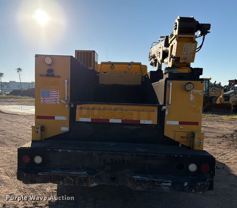 image for item ED4995 2012 Kenworth T370 utility / service truck