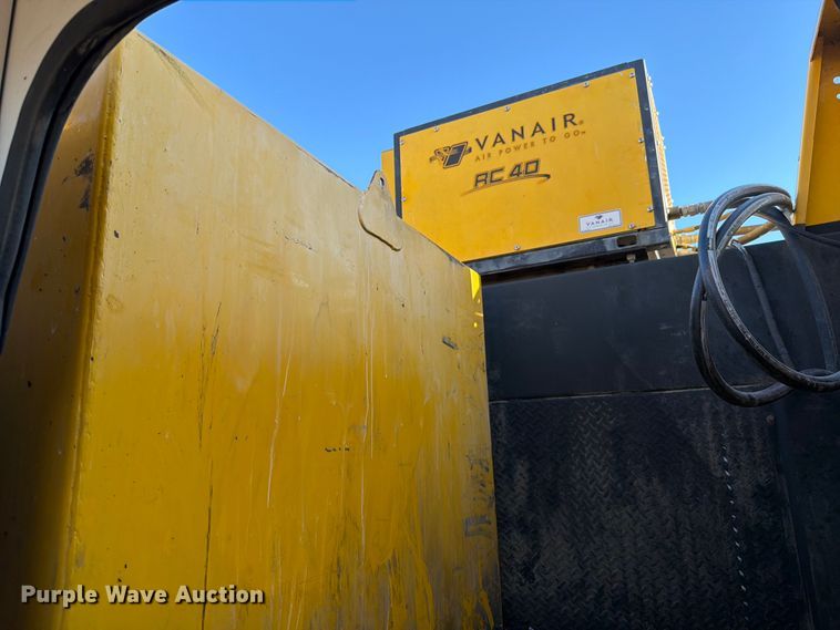 image for item ED4995 2012 Kenworth T370 utility / service truck