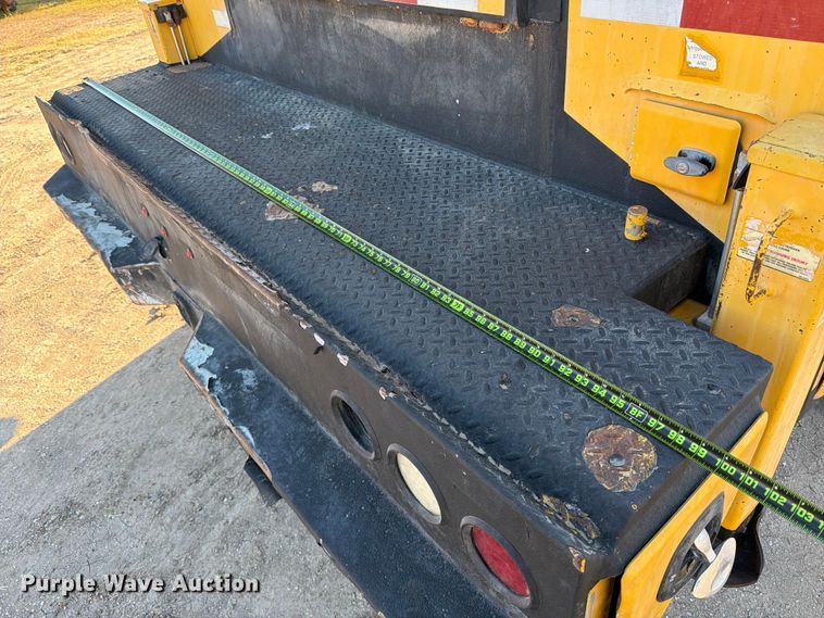 image for item ED4995 2012 Kenworth T370 utility / service truck