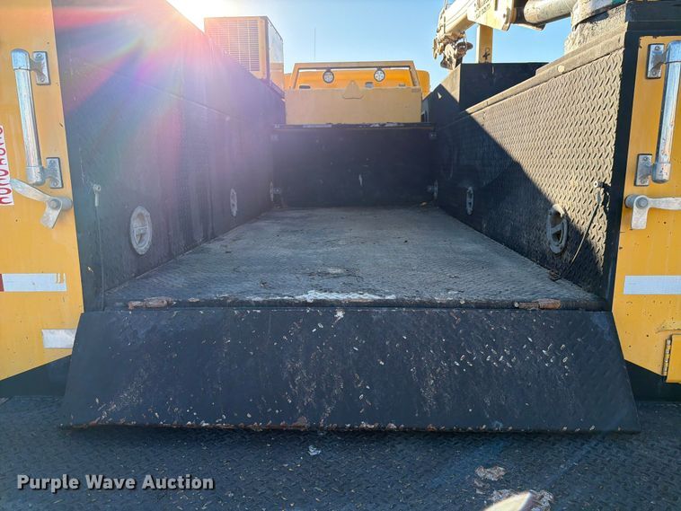 image for item ED4995 2012 Kenworth T370 utility / service truck