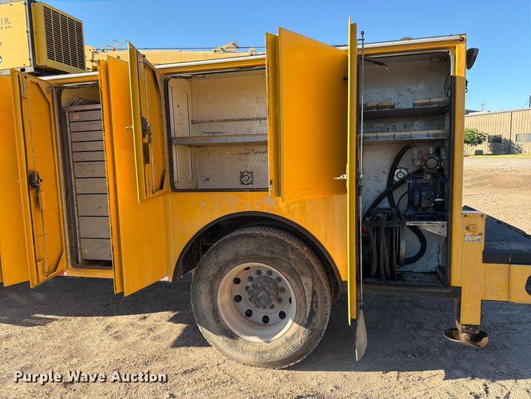 image for item ED4995 2012 Kenworth T370 utility / service truck