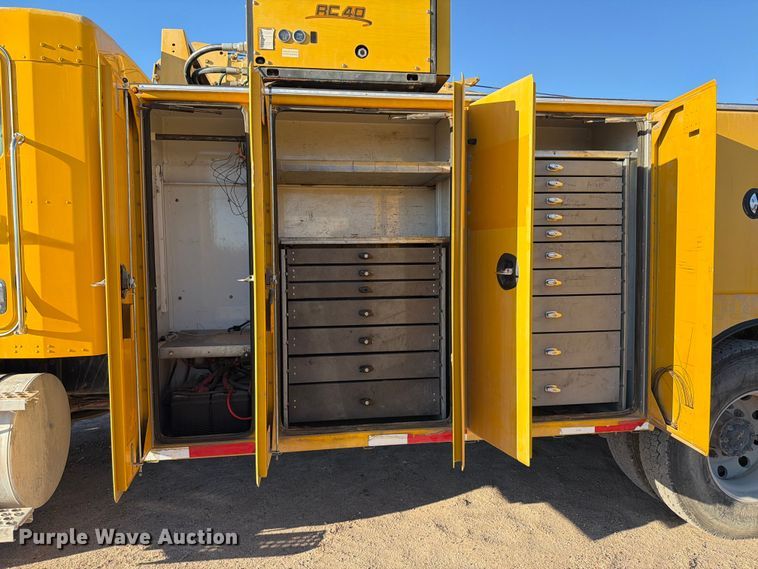 image for item ED4995 2012 Kenworth T370 utility / service truck