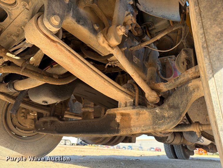 image for item ED4995 2012 Kenworth T370 utility / service truck