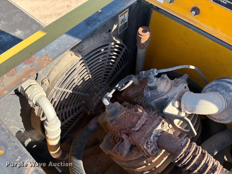 image for item ED4995 2012 Kenworth T370 utility / service truck