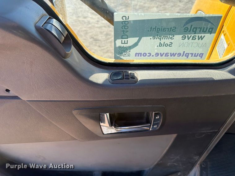 image for item ED4995 2012 Kenworth T370 utility / service truck