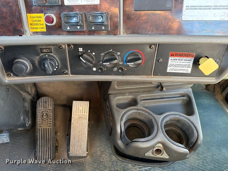 image for item ED4995 2012 Kenworth T370 utility / service truck