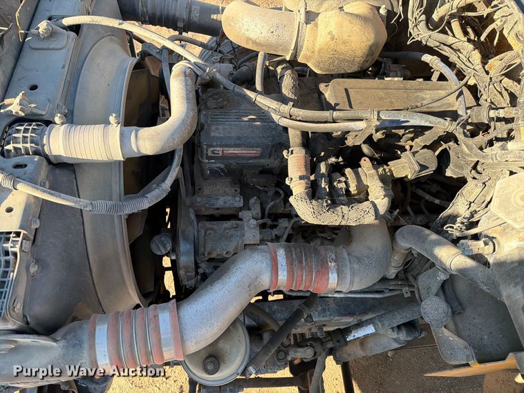 image for item ED4995 2012 Kenworth T370 utility / service truck