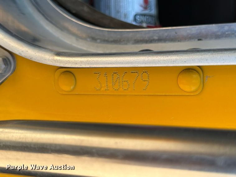 image for item ED4995 2012 Kenworth T370 utility / service truck