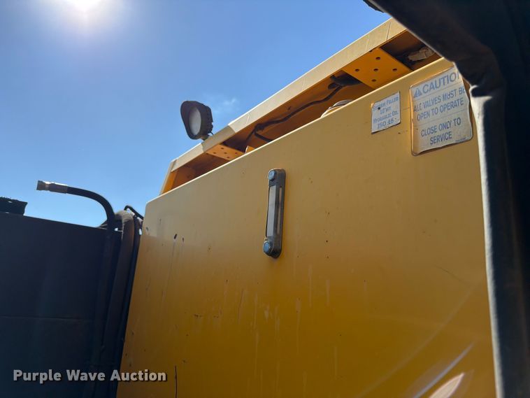 image for item ED4996 2012 Dodge Ram 5500 utility / service truck