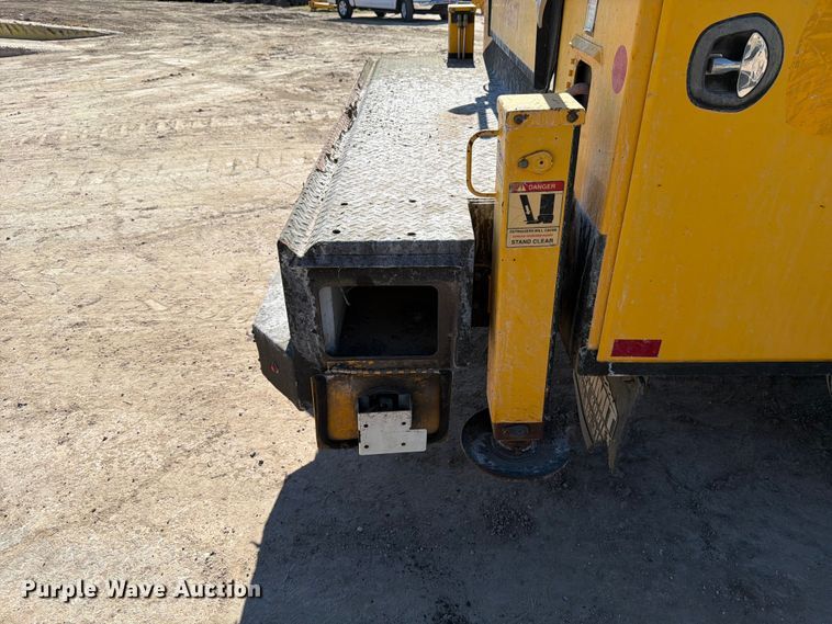 image for item ED4996 2012 Dodge Ram 5500 utility / service truck