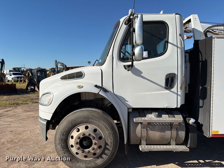 image for item ED4997 2012 Freightliner Business Class M2 utility / service truck