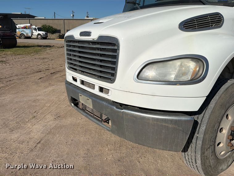 image for item ED4997 2012 Freightliner Business Class M2 utility / service truck