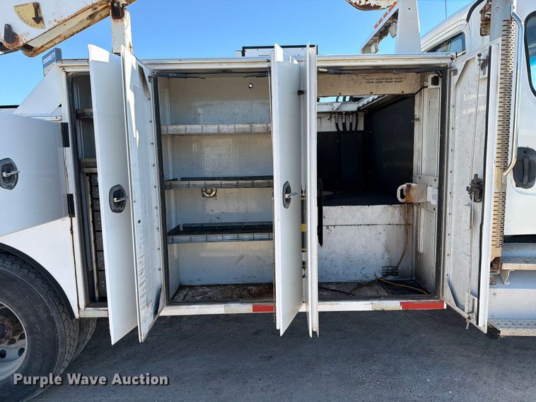 image for item ED4997 2012 Freightliner Business Class M2 utility / service truck