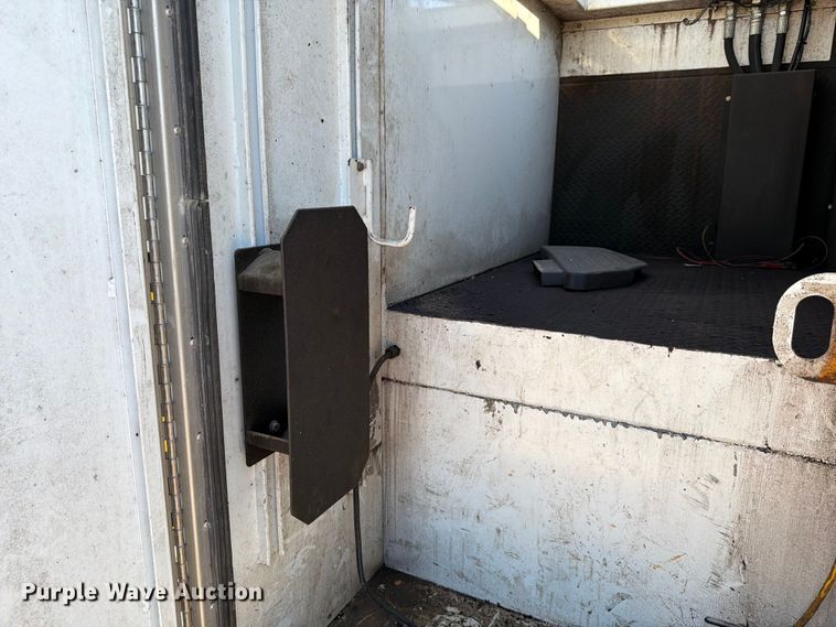 image for item ED4997 2012 Freightliner Business Class M2 utility / service truck