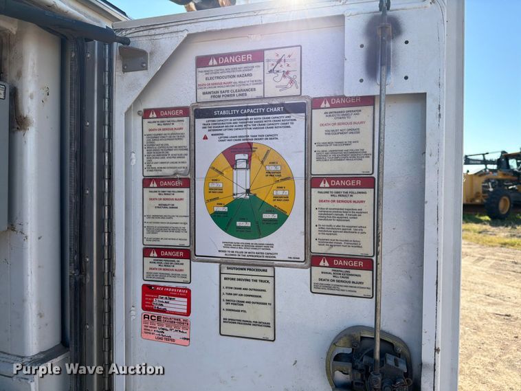 image for item ED4997 2012 Freightliner Business Class M2 utility / service truck