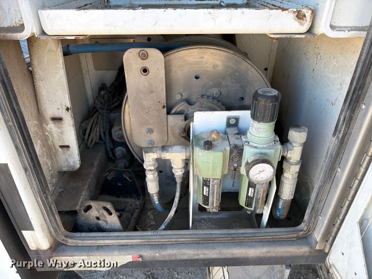 image for item ED4997 2012 Freightliner Business Class M2 utility / service truck