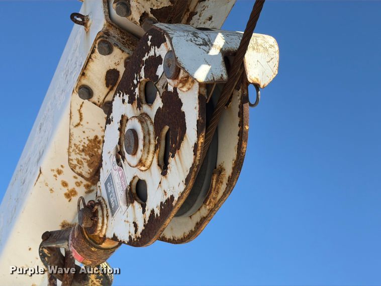 image for item ED4997 2012 Freightliner Business Class M2 utility / service truck