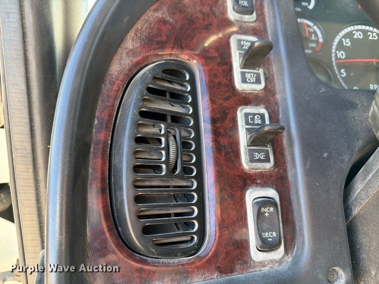 image for item ED4997 2012 Freightliner Business Class M2 utility / service truck