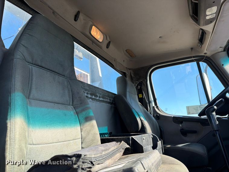 image for item ED4997 2012 Freightliner Business Class M2 utility / service truck