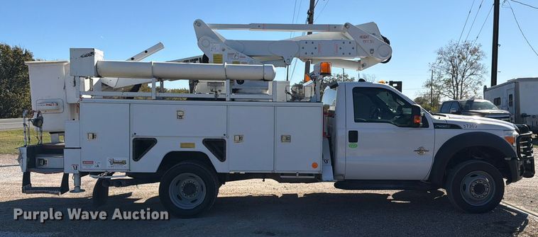 CAMIóN CON CANASTILLA 2016 FORD ETI