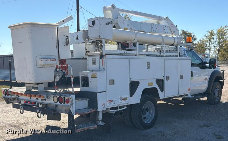 CAMIóN CON CANASTILLA 2016 FORD ETI