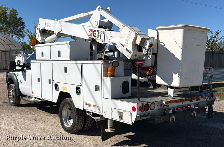 image for item ED5003 2016 Ford F550 bucket truck