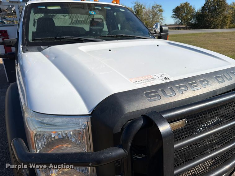 image for item ED5003 2016 Ford F550 bucket truck