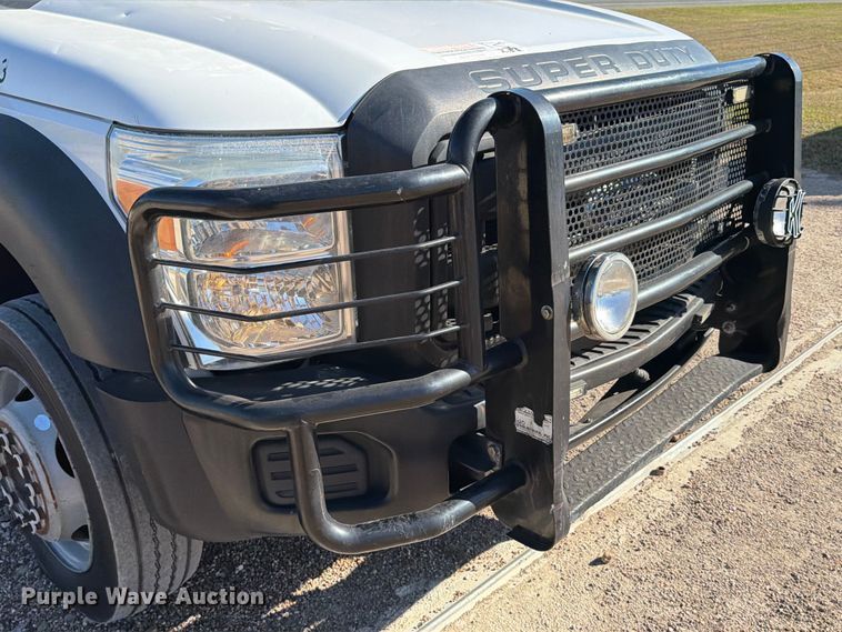 image for item ED5003 2016 Ford F550 bucket truck